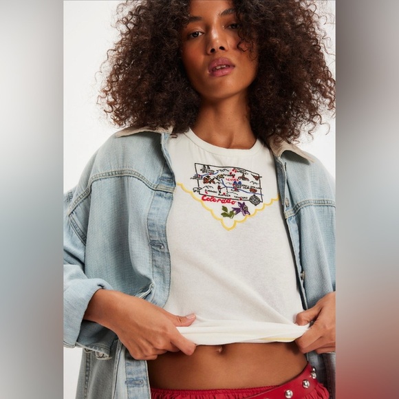 Wild Country Tee NWOT Colorado combo - Picture 1 of 2